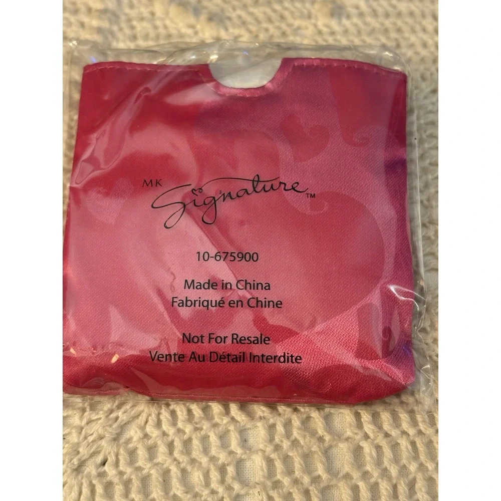 Mary Kay Signature Mirror Compact Pink‎ Cloth Cover New Sealed Vintage